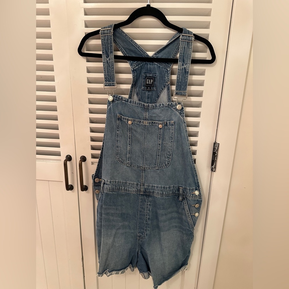 GAP Denim Short Overalls in Light Blue